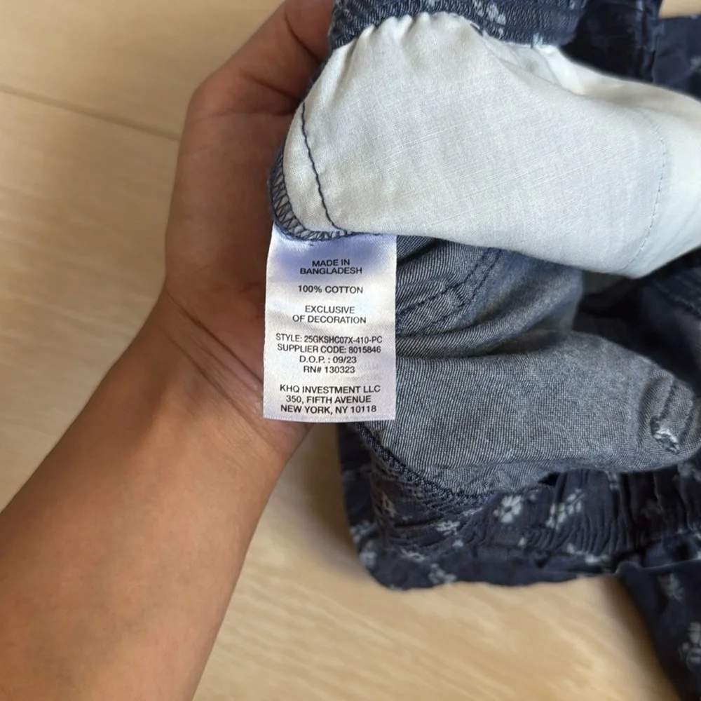 ✨ GAP Dark Blue Floral Kids Shorts